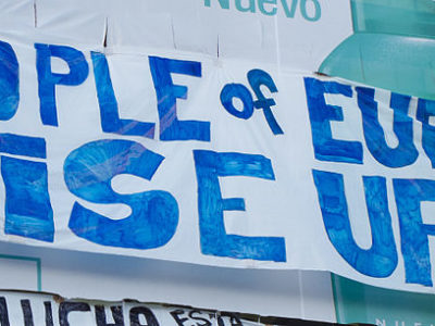 800px-spanish_protests_may_2011_-_puerta_del_sol_madrid_-_people_of_europe_rise_up.jpg