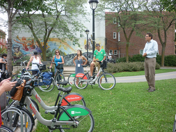 Marc Jolicoeur leads a discussion