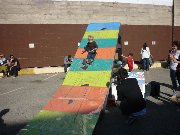 Clip + Slide. Photo by Sven Eberlein