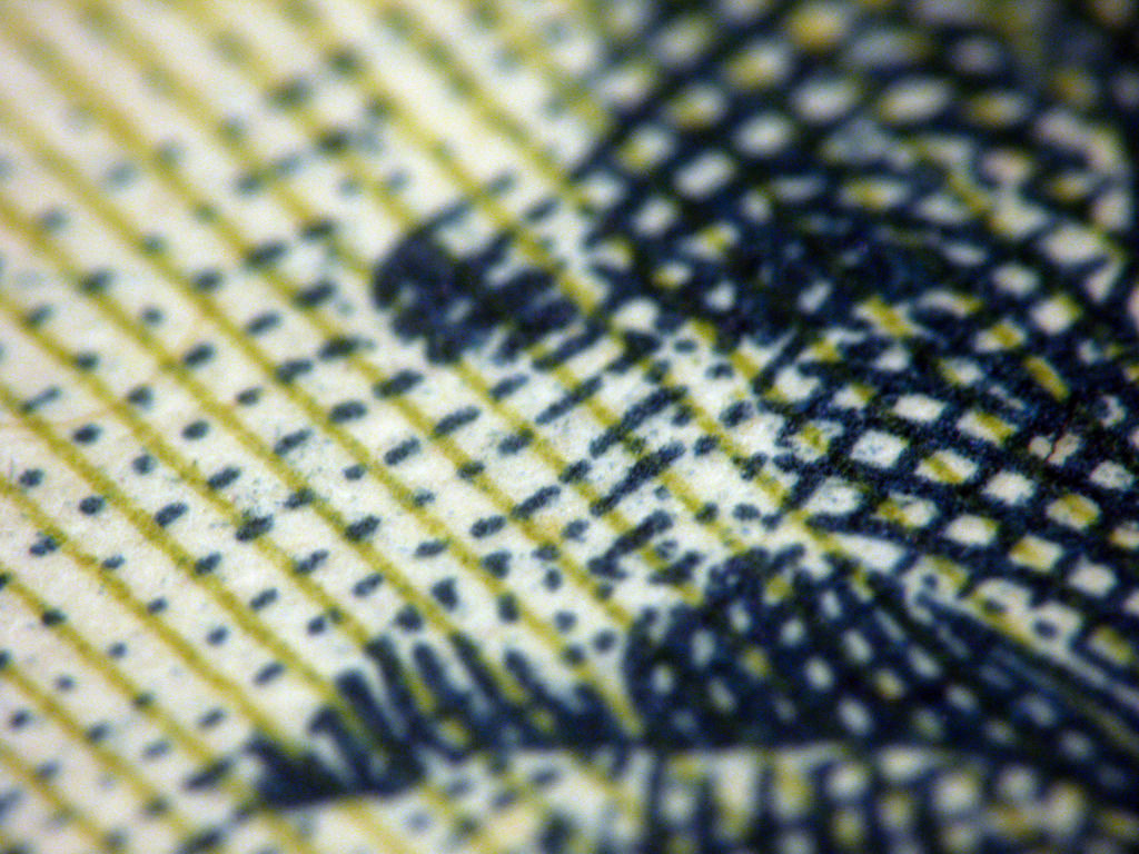 paper-money-extreme-macro.jpg