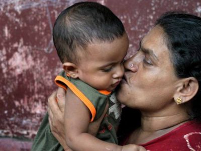sri-lankan-woman-and-child.jpg