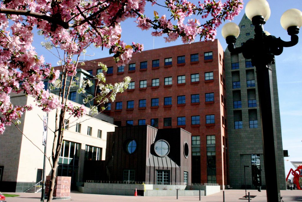 Central at Cherry Blossom time Canon 001.jpg