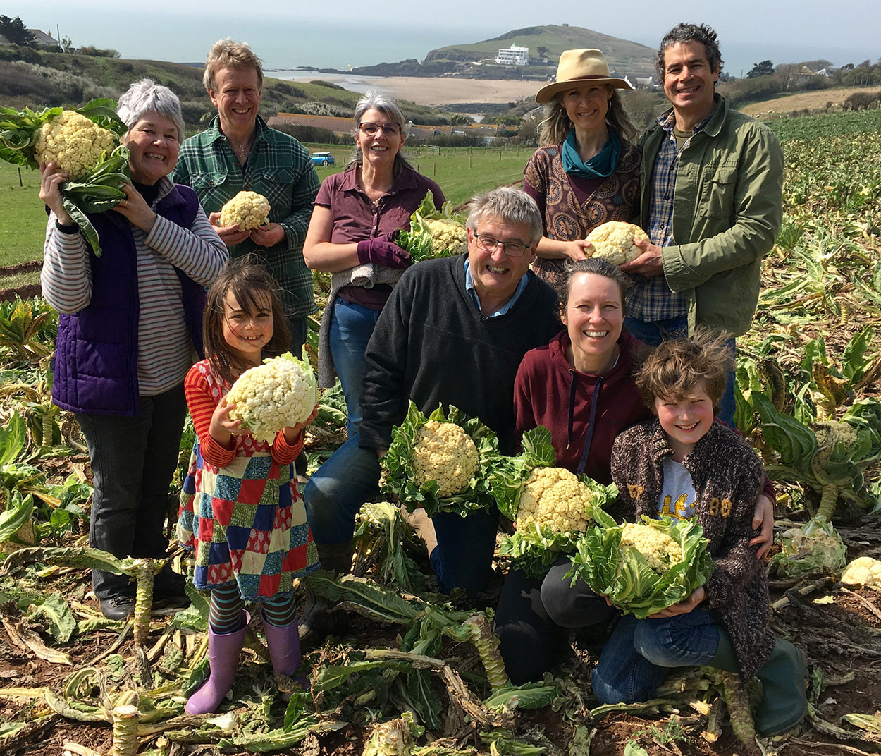 Volunteers gleaning - Food in Community
