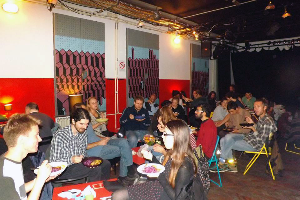 Food sharing dinner in CK13 | Image by CK13