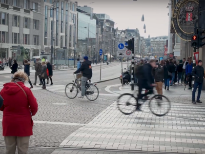 How municipalities self-govern in the sharing economy