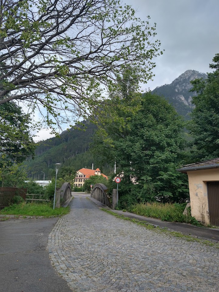 house for crypto commons event