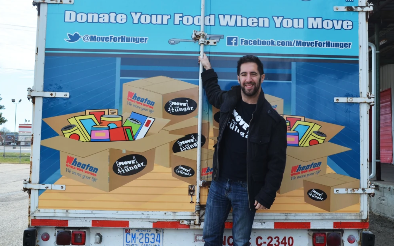 #SpreadtheLove Move For Hunger mobilizes the leaders of the moving, relocation, and multi-family industries to provide their customers, clients, and residents with the opportunity to donate their food when they move. Credit: Move for Hunger