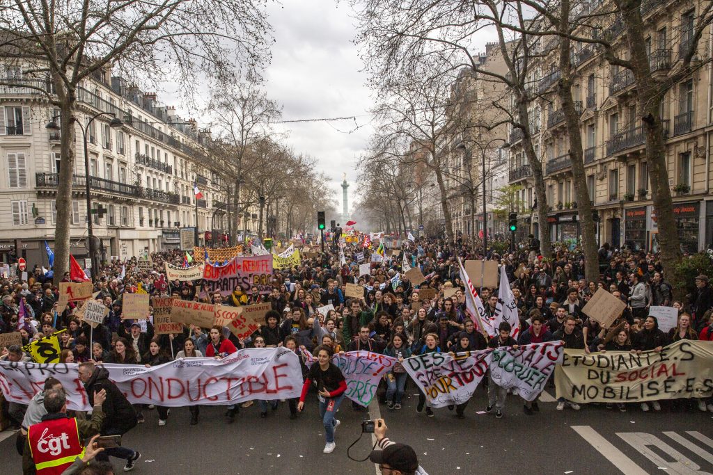 Demonstration organized by the trade unions in the French uprising against the government pension reform
